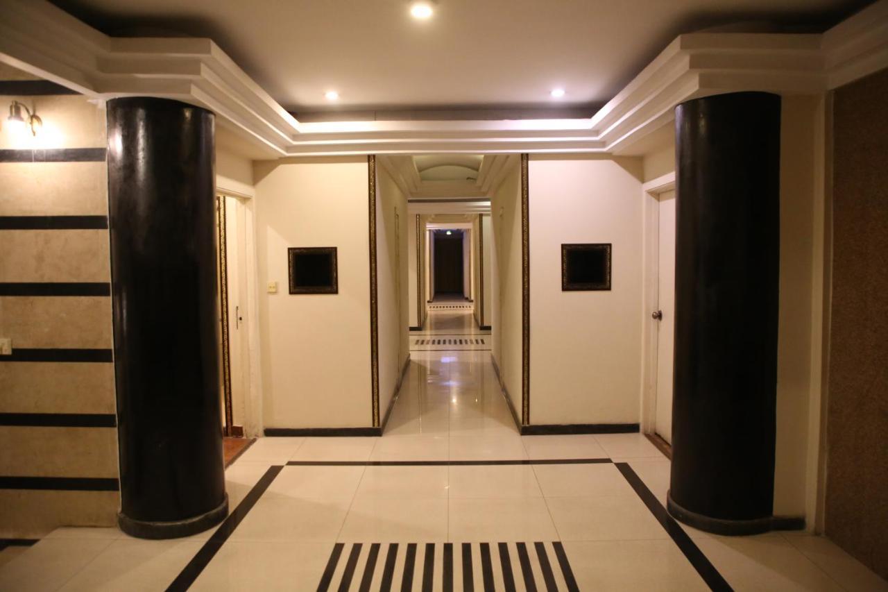Carlton Tower Hotel Лахор Екстер'єр фото