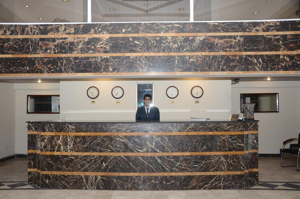 Carlton Tower Hotel Лахор Екстер'єр фото